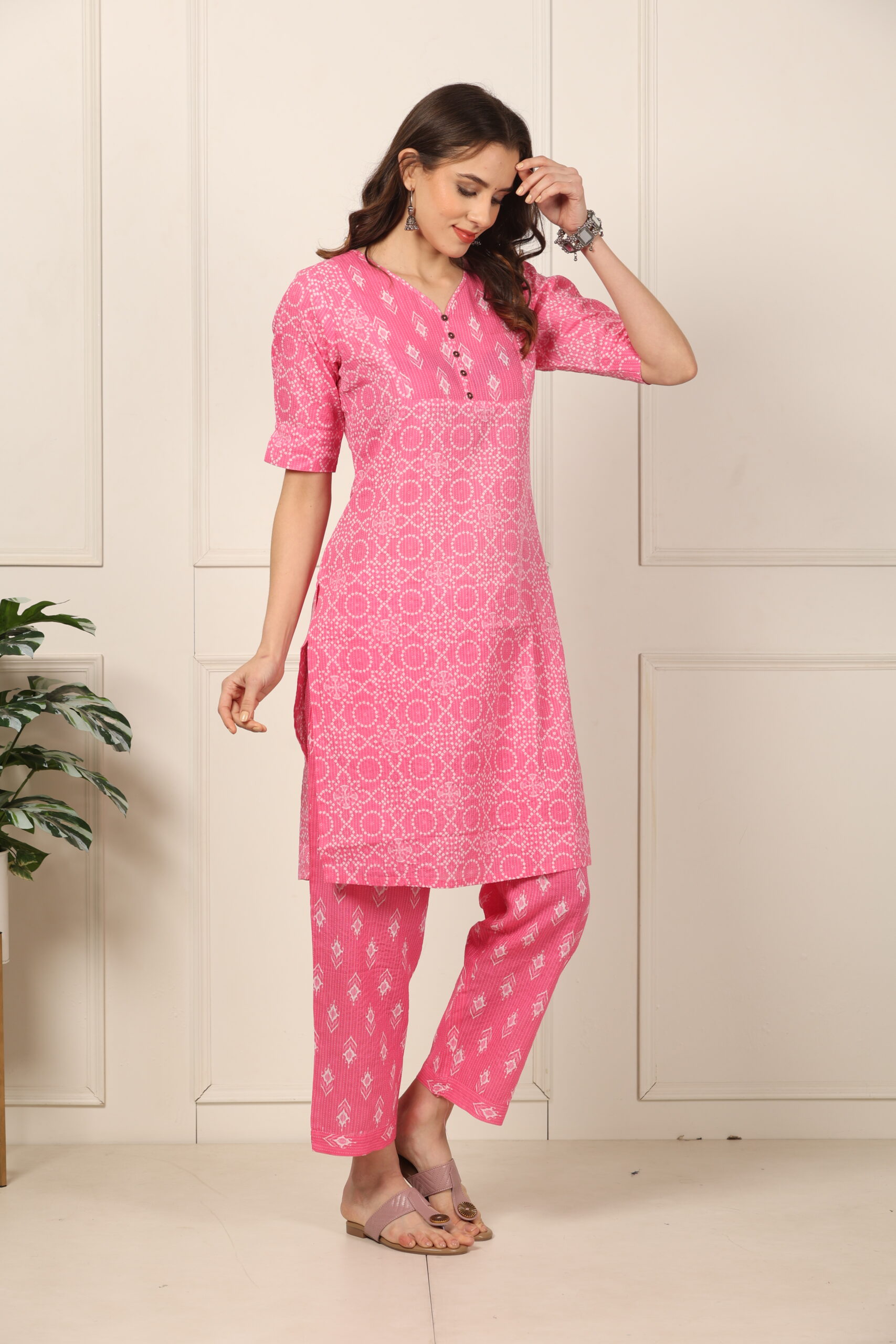 <b>Grace</b><br/>Pink Cotton Straight Kurti Pant Set - Image 2