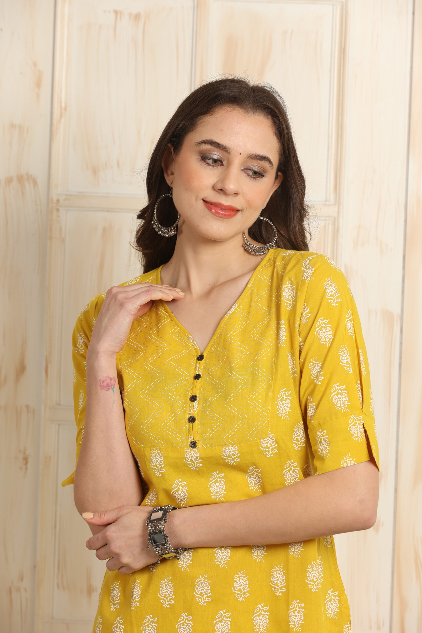 Grace - Yellow - Image 5