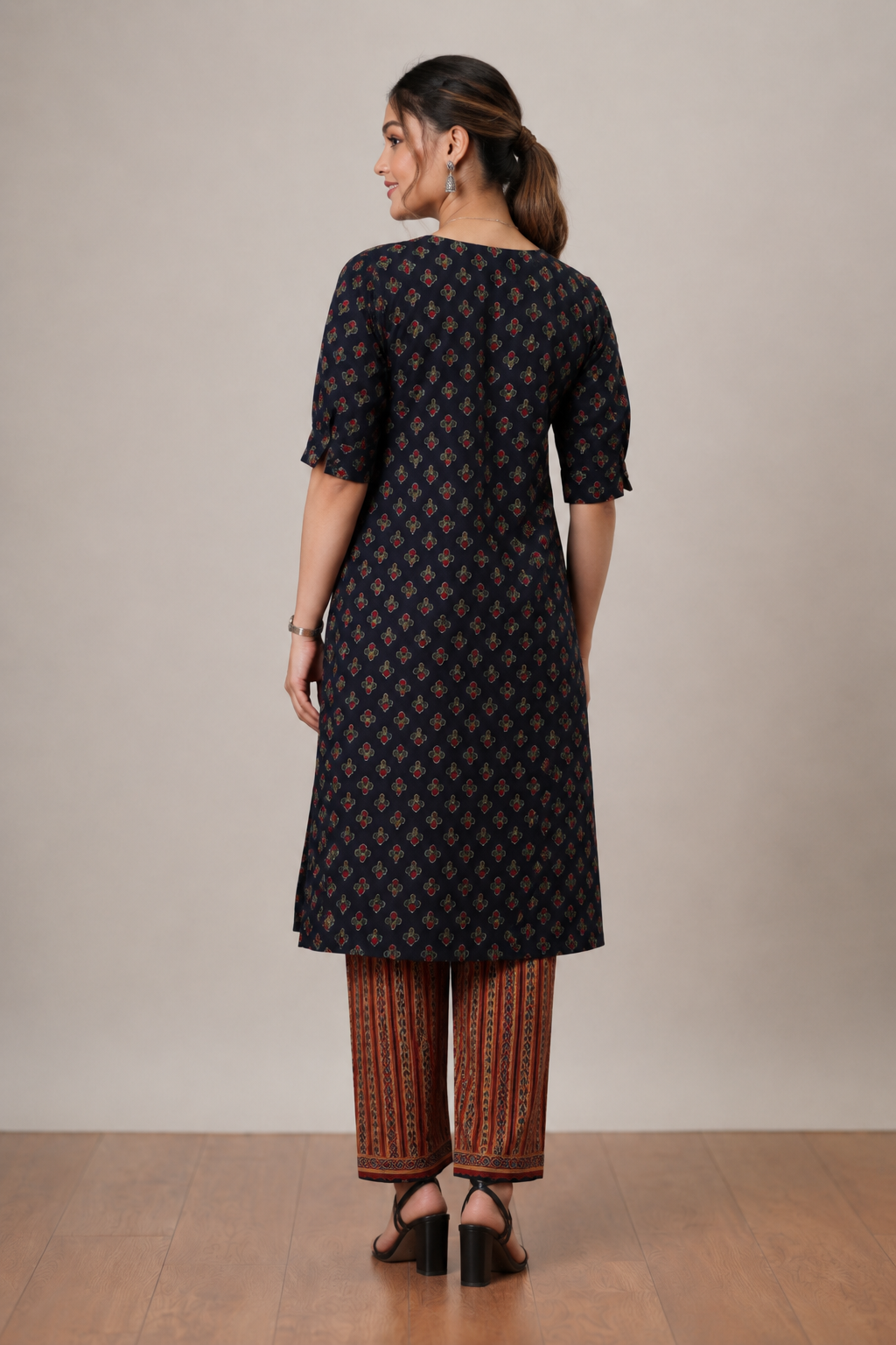<b>Grace</b><br/>Peacock Blue & Maroon Printed Cotton Kurti Pants Set - Image 3