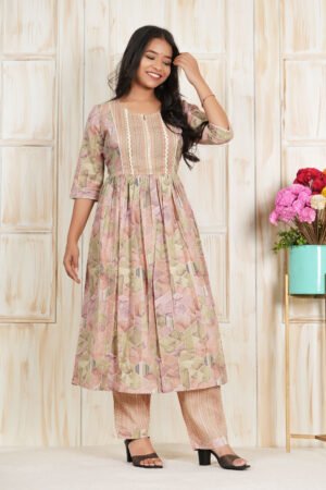 <b>Pocozen</b><br/>Blush Pink Geometric Print Frock Style Kurti Pants Set