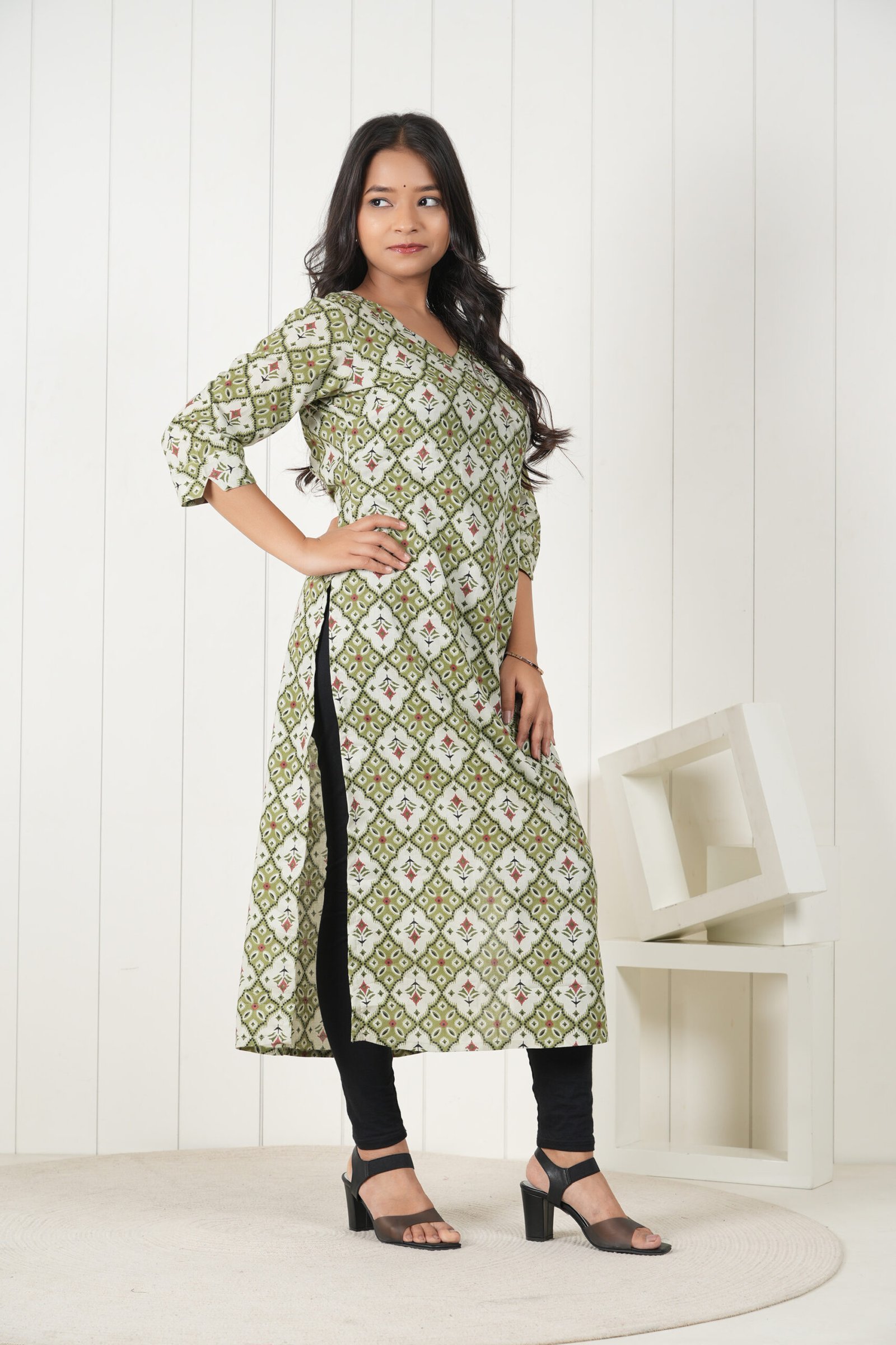 <b>Arlo</b><br/>Ivory & Olive Green Straight Cotton Kurti - Image 2