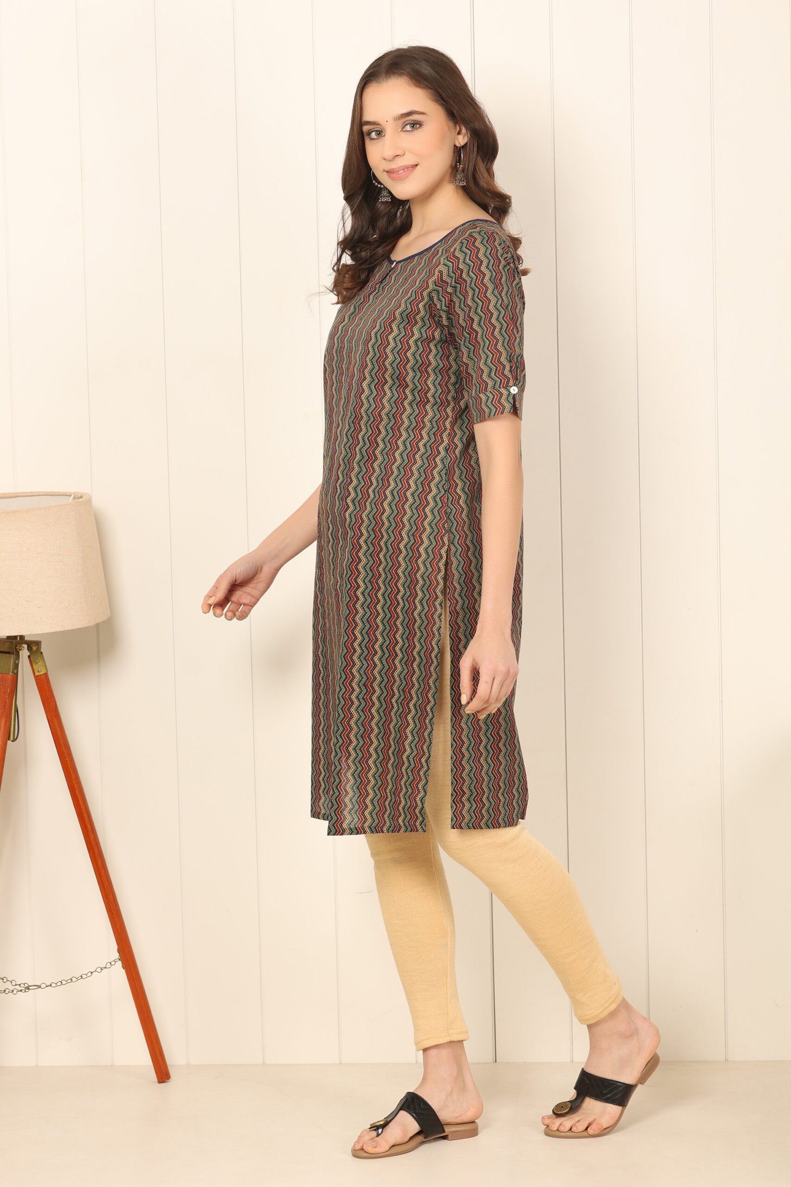 <b>Mona</b><br/>Multicolor zigzag Print Straight Cotton Kurti - Image 5