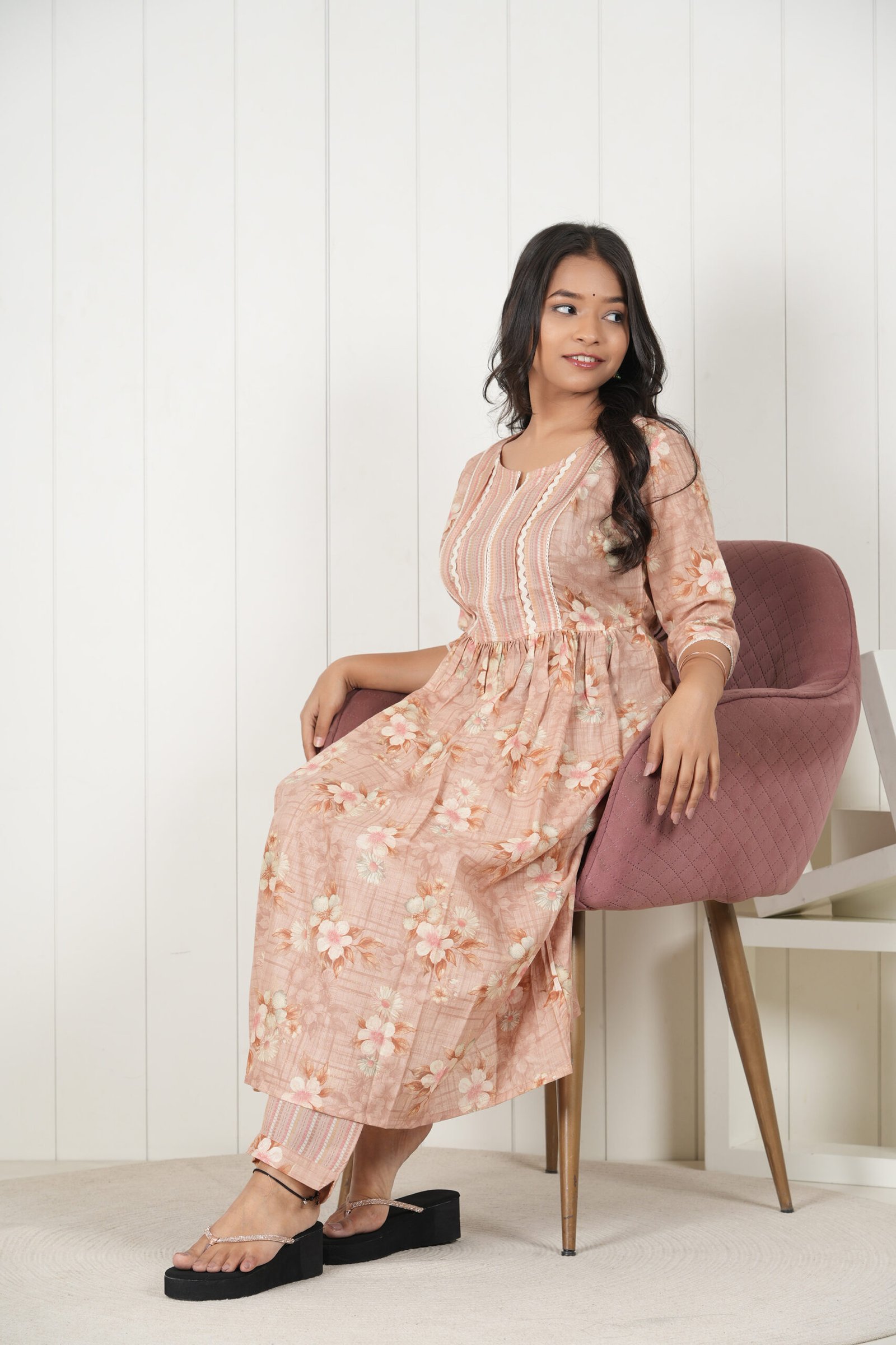 <b>Pocozen</b><br/>Peach Floral Frock Style Kurti Pant Set - Image 5