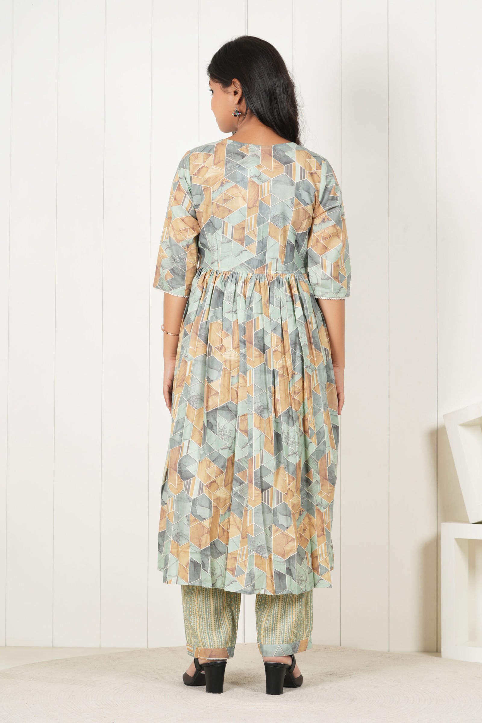 <b>Pocozen</b><br/>Sage Green Geometric Print Frock Style Kurti Pant Set - Image 4