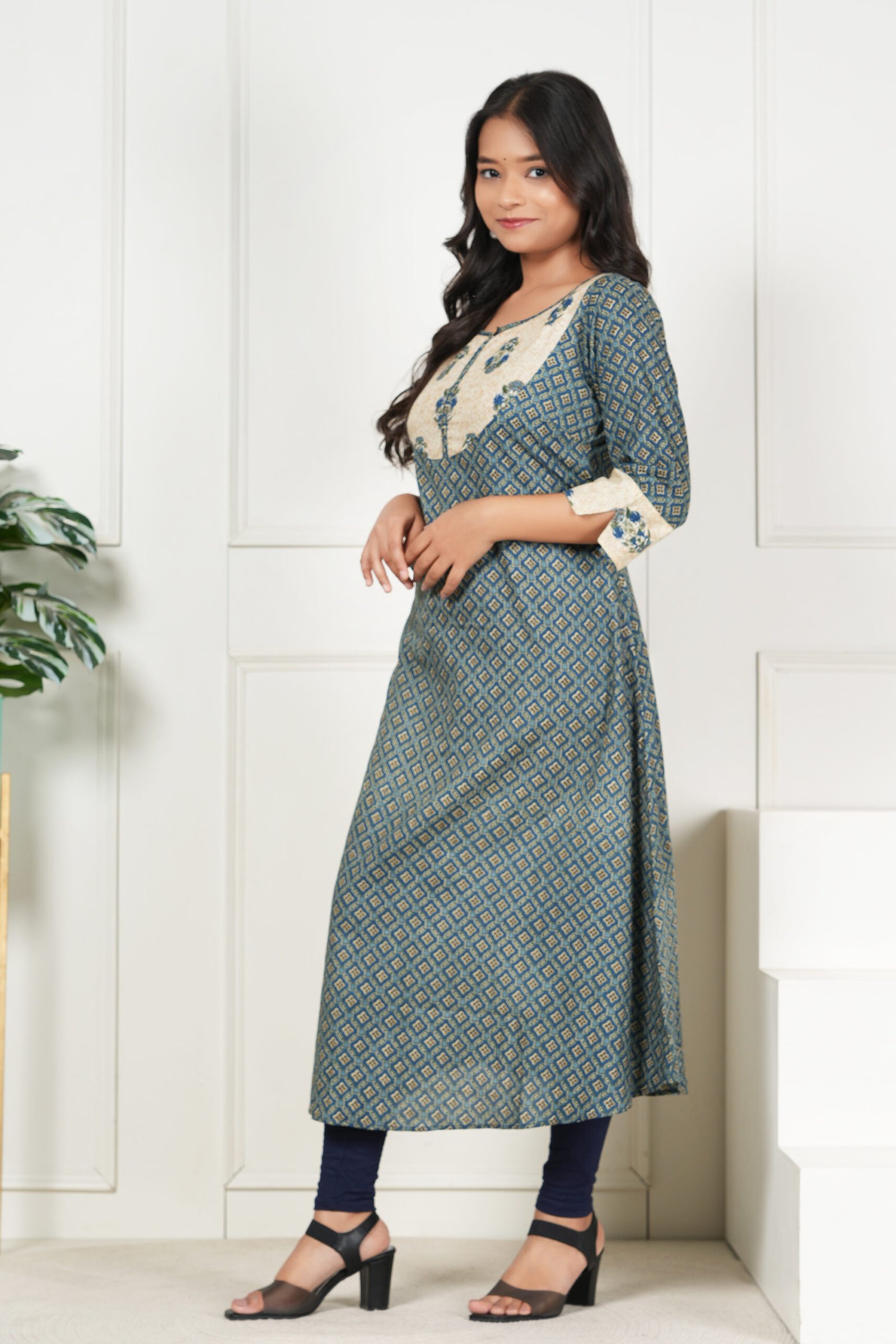 <b>Rina</b><br/>Teal Green A Line Cotton Kurti - Image 2